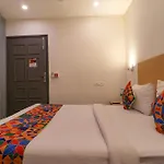 Fabhotel La Serene Punjabi Bagh
