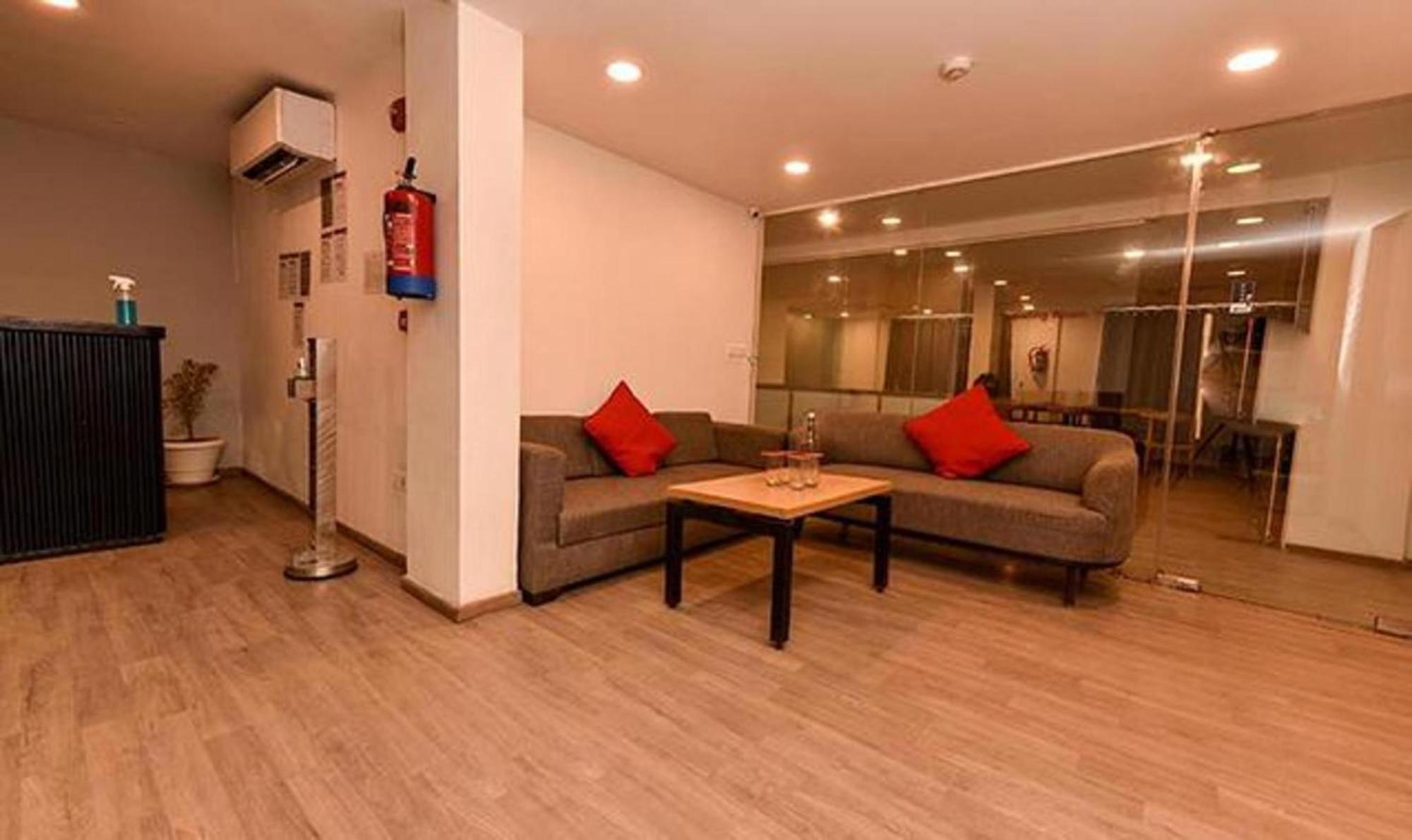 Fabhotel La Serene Punjabi Bagh