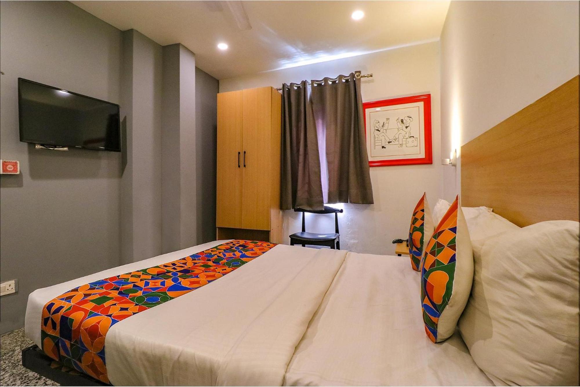 Fabhotel La Serene Punjabi Bagh