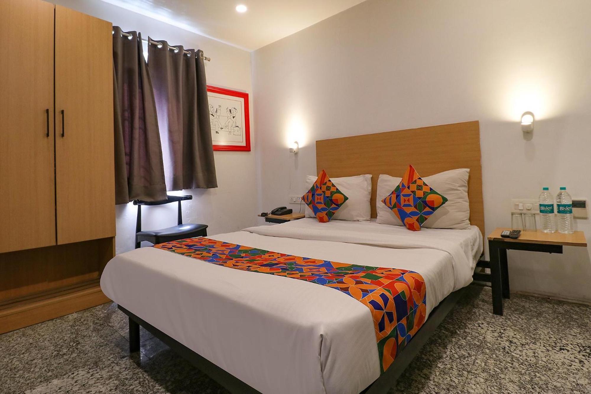 Hotel Fabhotel La Serene Punjabi Bagh 3*