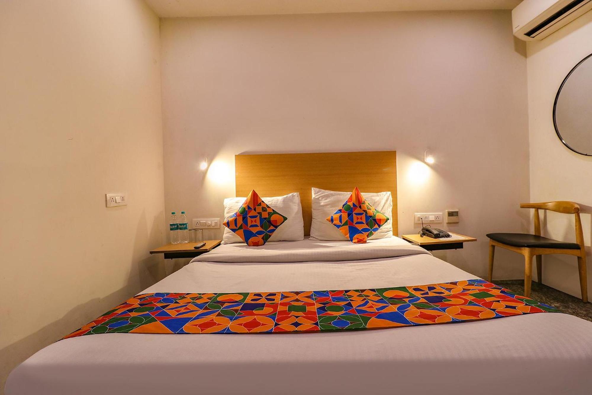Hotel Fabhotel La Serene Punjabi Bagh New Delhi